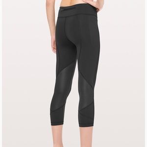 lululemon pace rival crops navy sz 2